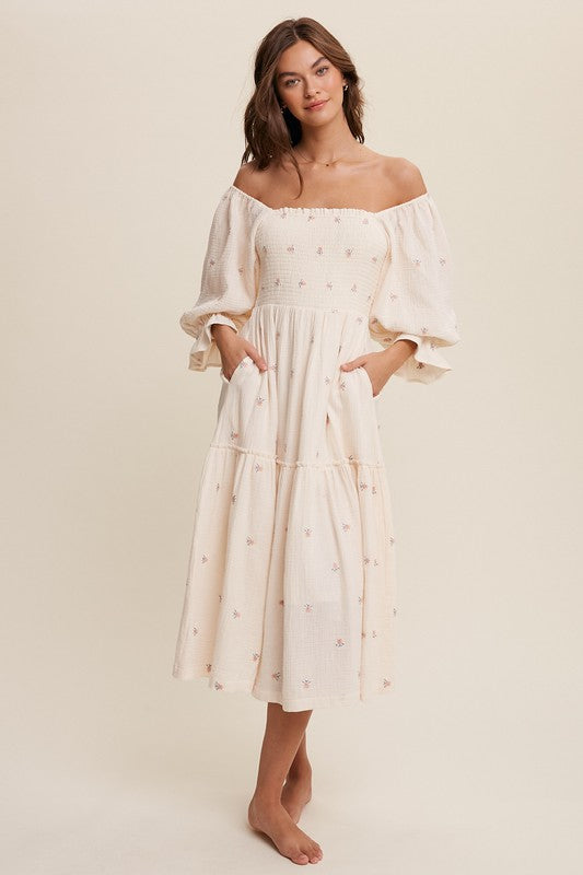 Ditzy Floral Embroidery Puff Sleeve Maxi Dress