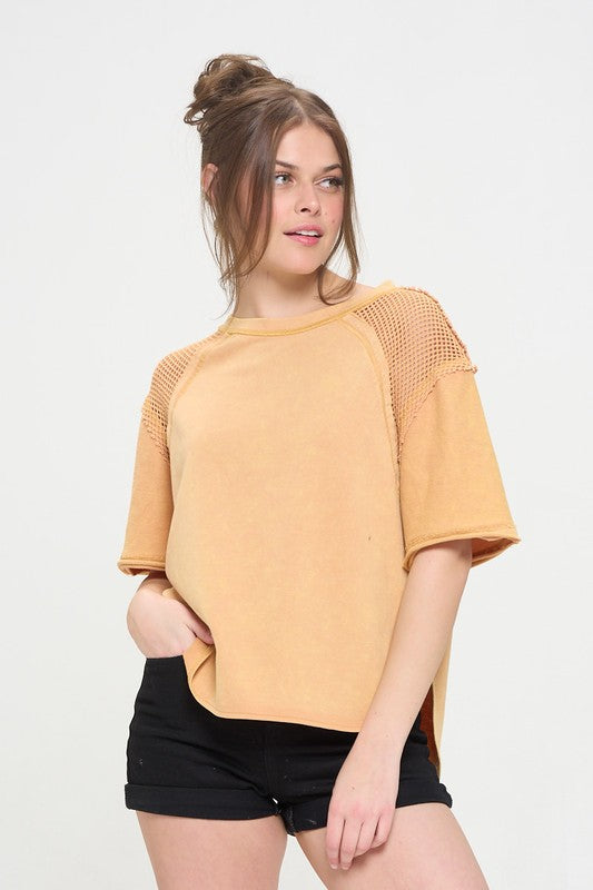 MINERAL WASHED SHORT SLEEVE FISHNET SHOULDER TOP